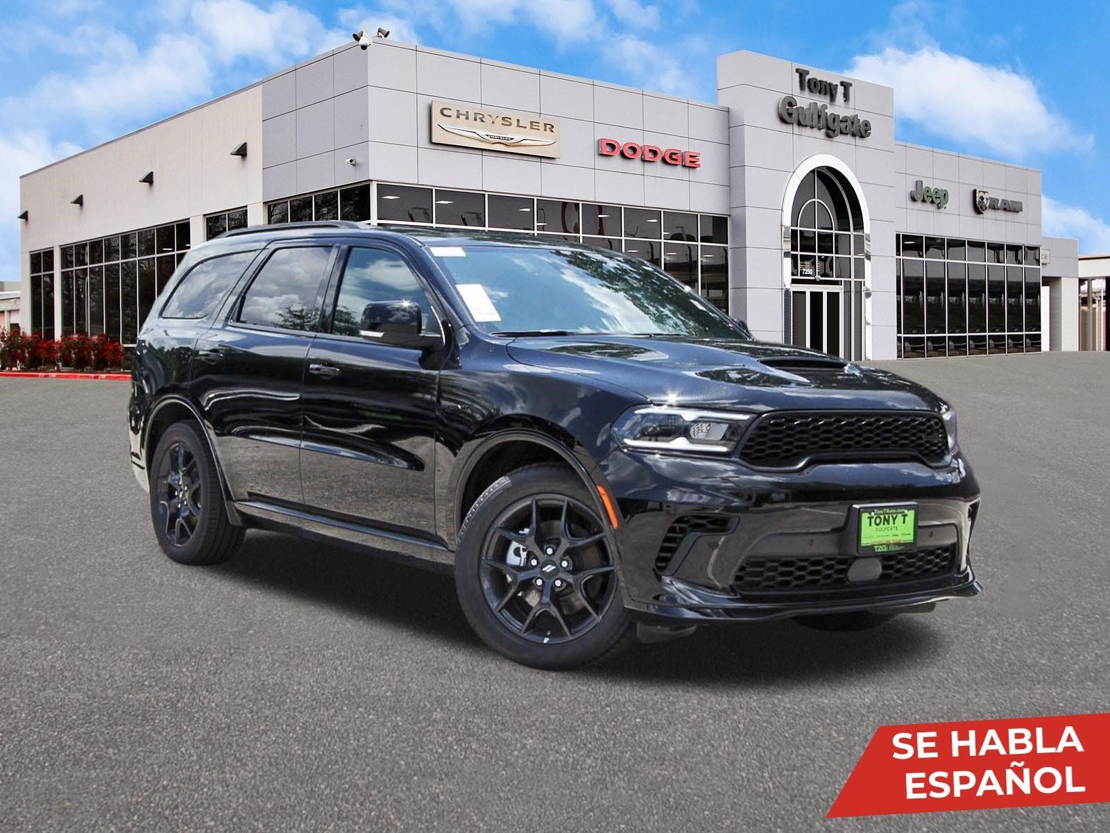 2026 Dodge Durango GT Plus HEMI V8 AWD in Db Black Crystal Clearcoat — front three-quarter view