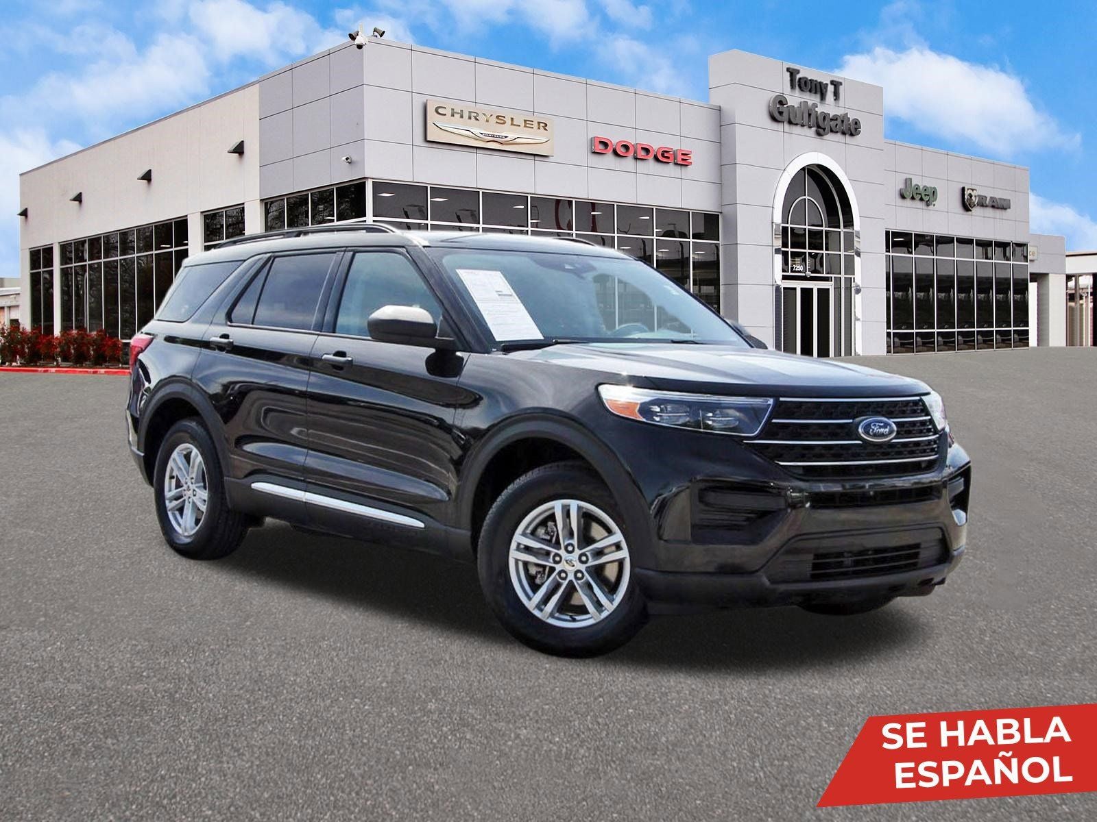 2021 Ford Explorer XLT in Black Metallic — front three-quarter view