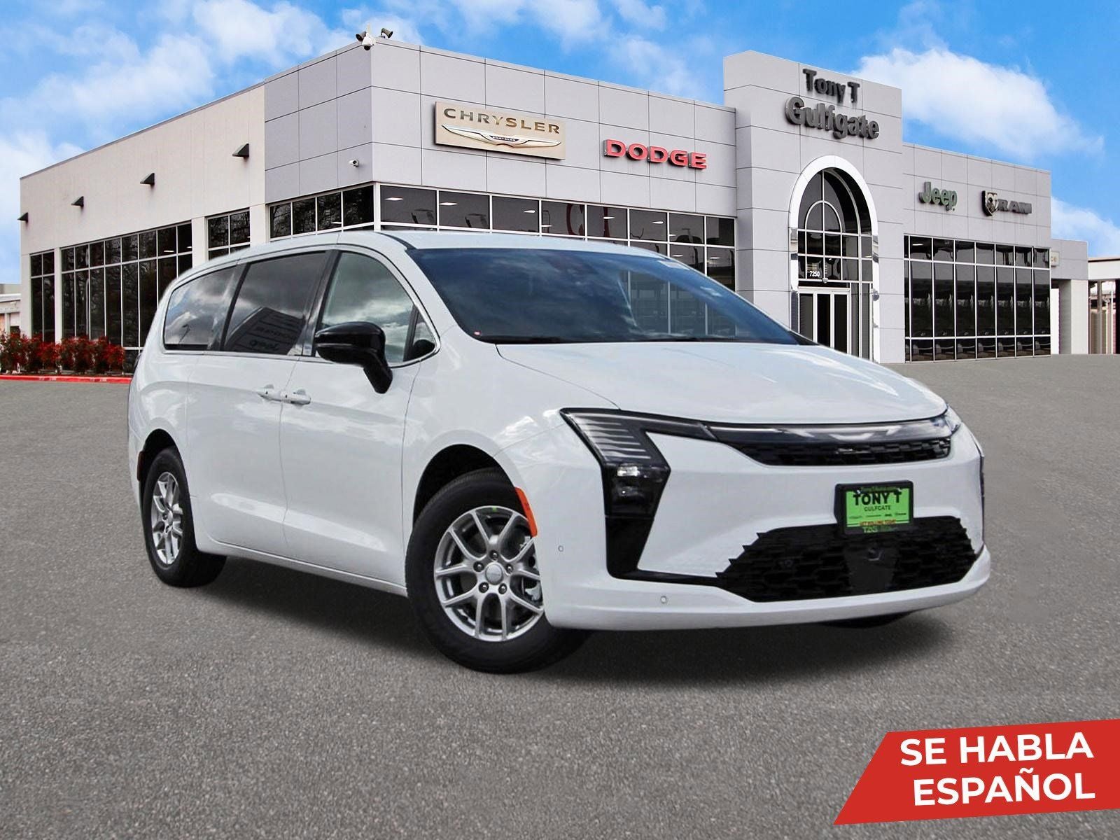 2027 Chrysler Pacifica Select FWD in Bright White Clearcoat — front three-quarter view