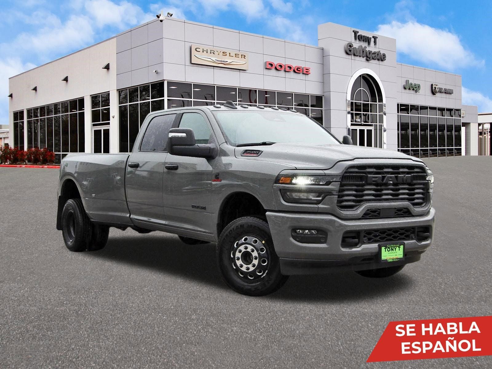 2026 RAM 3500 Big Horn Lone Star 4x4 Crew Cab 8' Box in Ceramic Gray Clearcoat — front three-quarter view