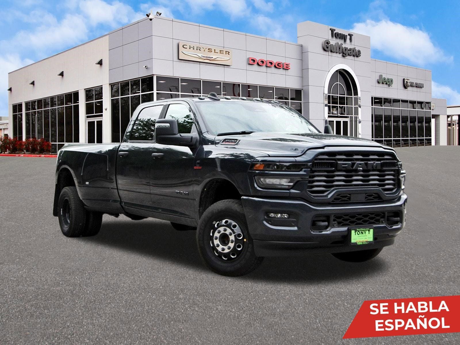 2026 RAM 3500 Big Horn Lone Star 4x4 Crew Cab 8' Box in Forged Blue Metallic — front three-quarter view